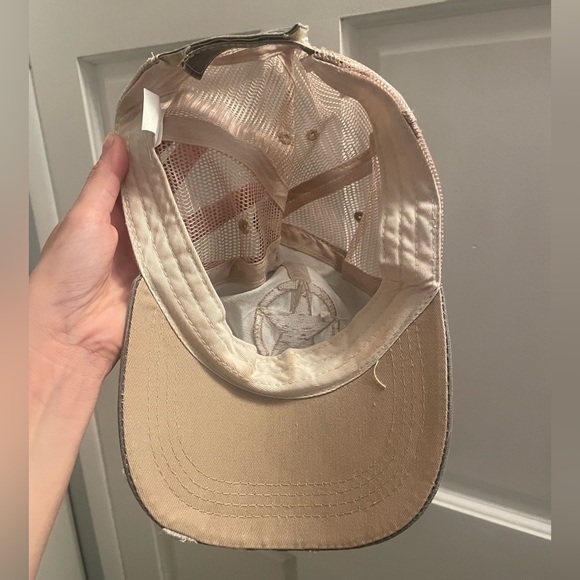 Gray and Tan Star Embroidered Cap - Picture 2 of 2